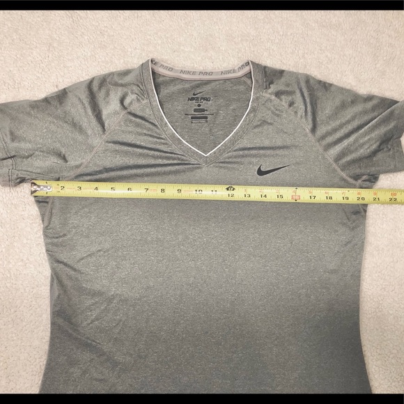 Nike Pro Dri Fit Women’s T-Shirt - Picture 6 of 6
